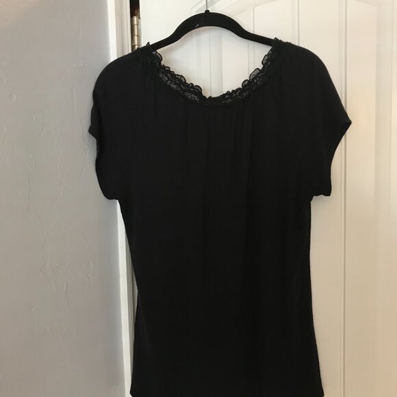 T Tahari Black Cap Sleeve Ruffle Neck Top - Picture 6 of 9